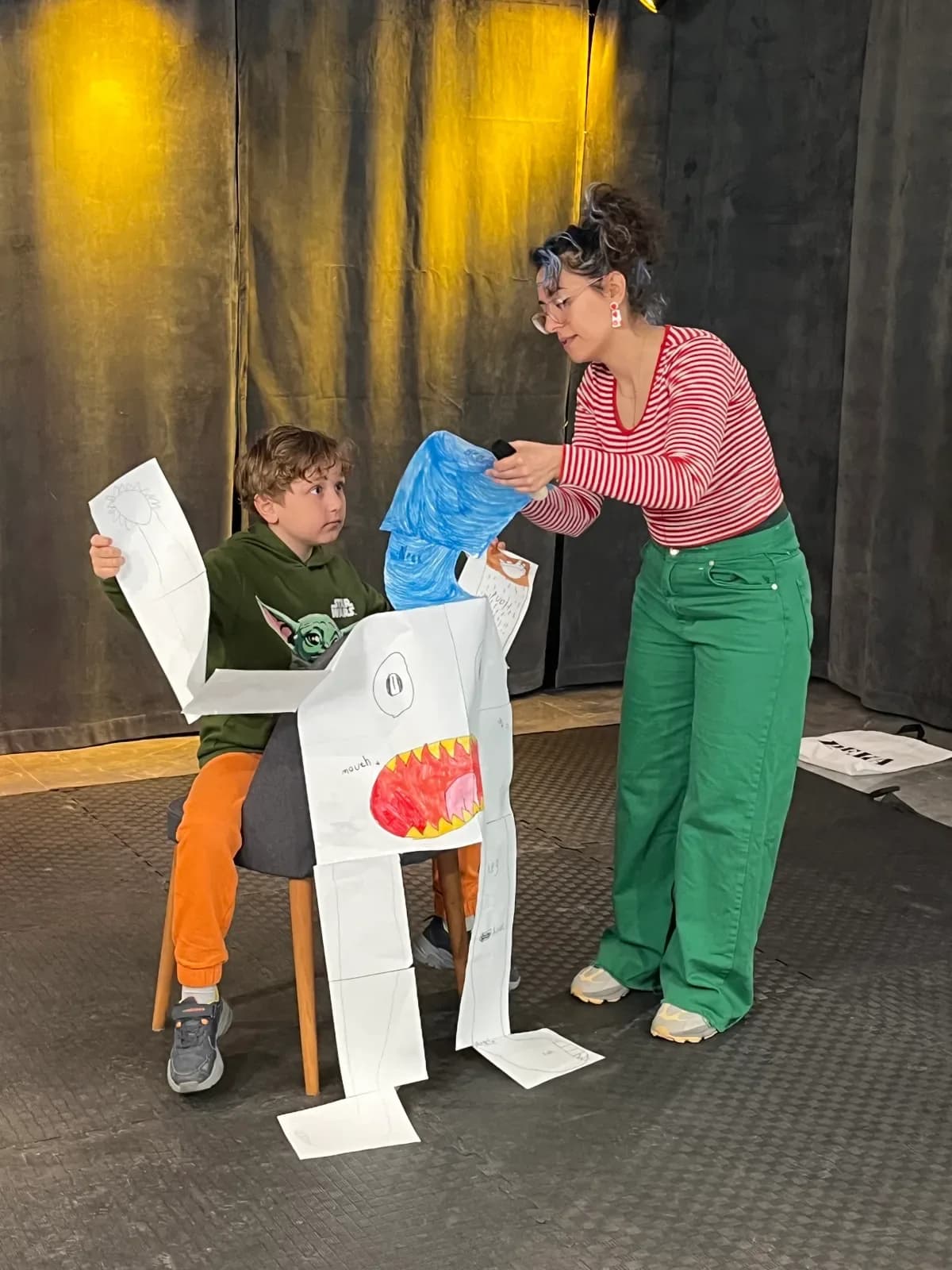 İngilizce Drama Atölyesi — stage and workshop moment 10