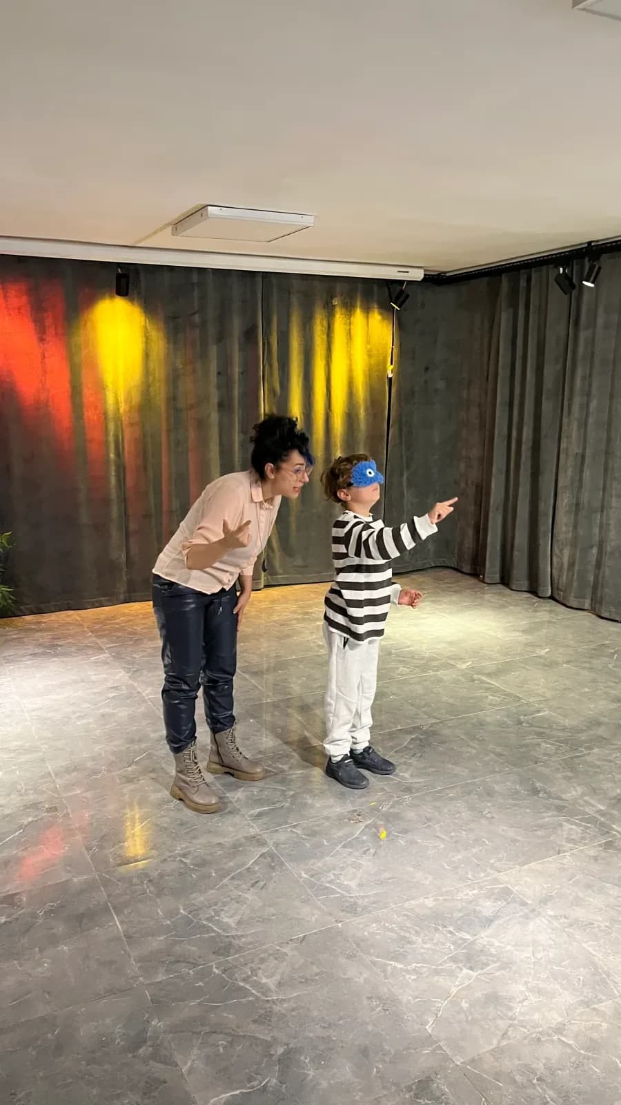 İngilizce Drama Atölyesi — stage and workshop moment 13